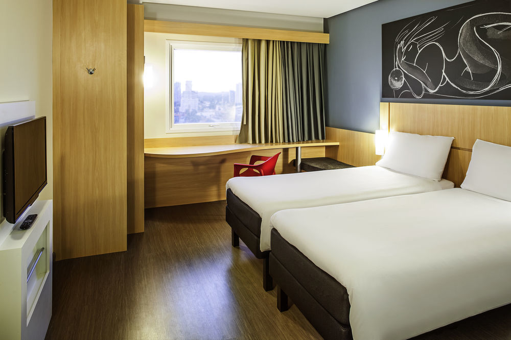 B&B Hotel Amiens Centre Cathedrale Экстерьер фото